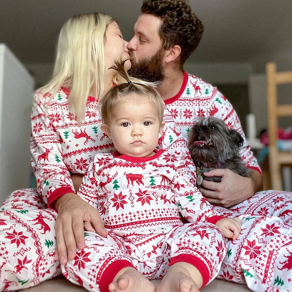 Merry Christmas Pajamas Set